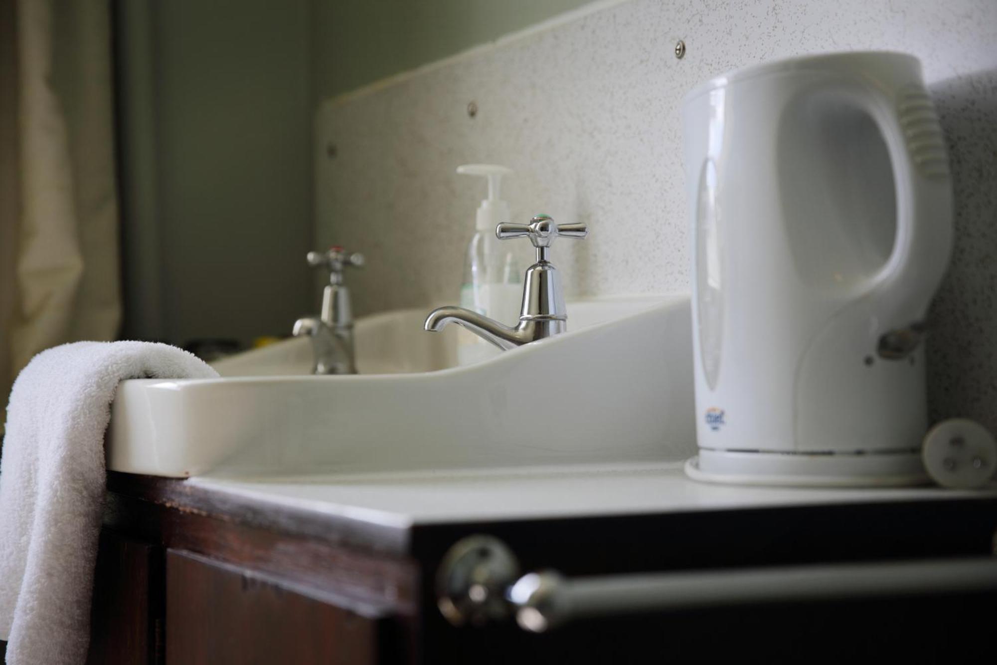 Astor Private Hotel Hobart Room photo